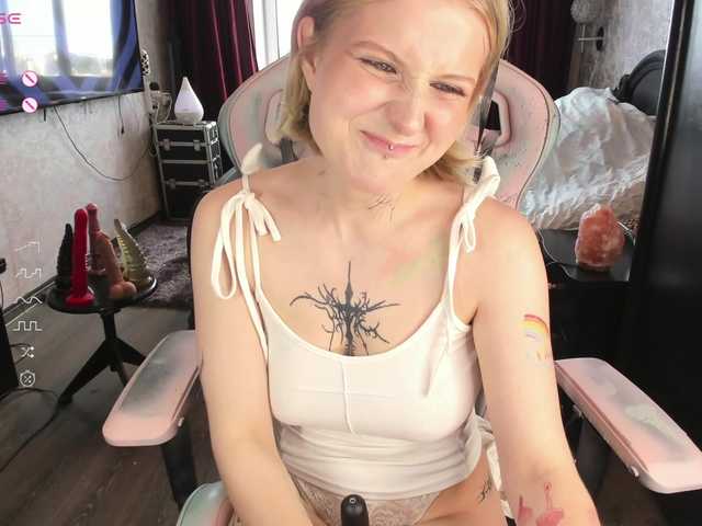 goth-bimbo