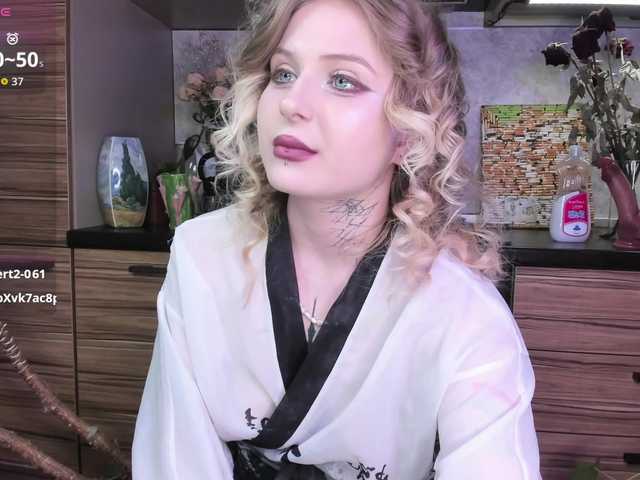 goth-bimbo's BongaCams show and profile