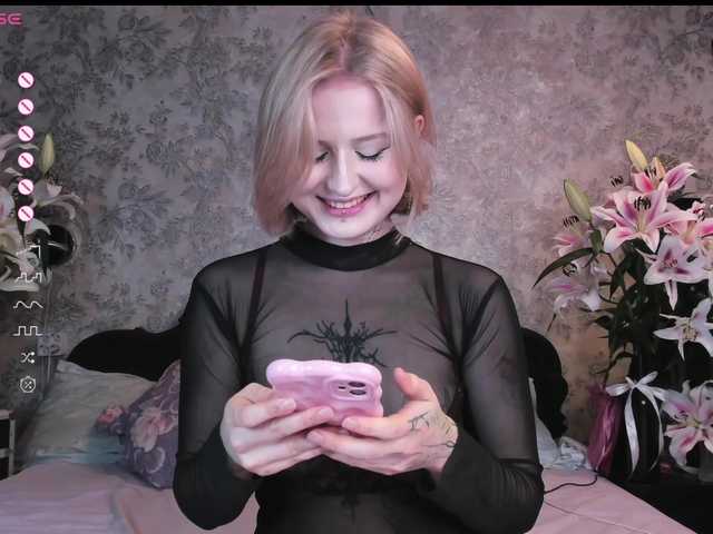 goth-bimbo