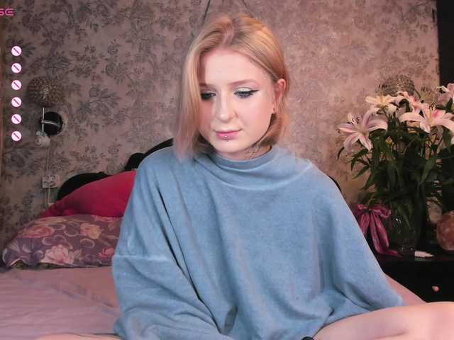 goth-bimbo live cam on BongaCams