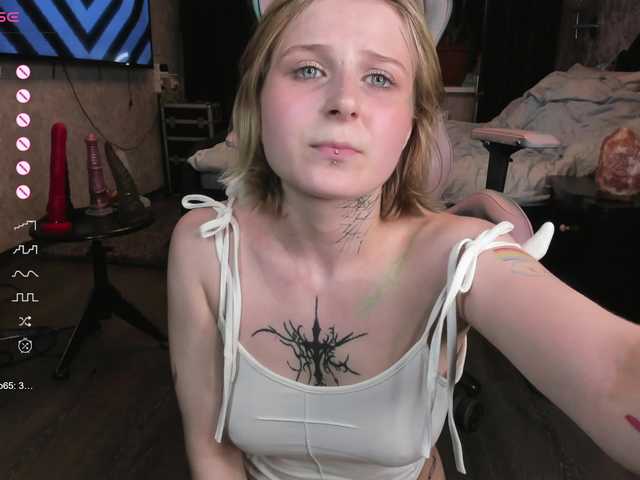 goth-bimbo