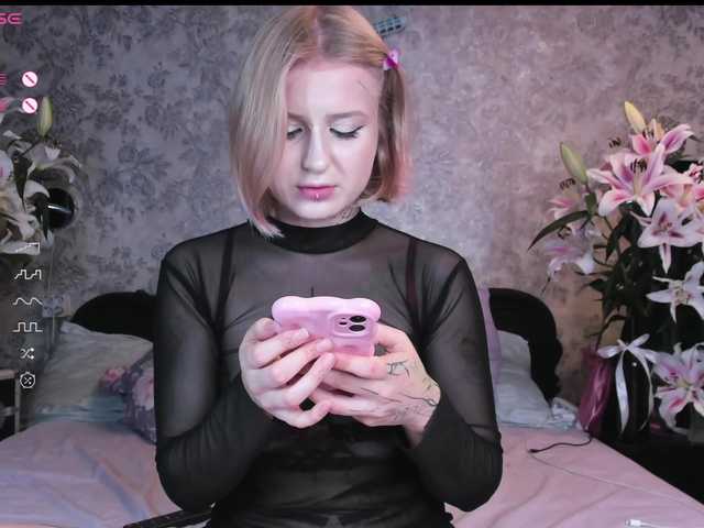 goth-bimbo
