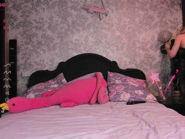 goth-bimbo