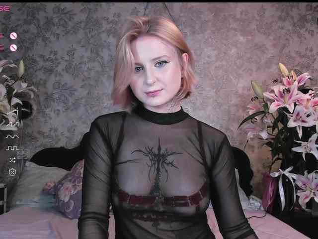 goth-bimbo webcam
