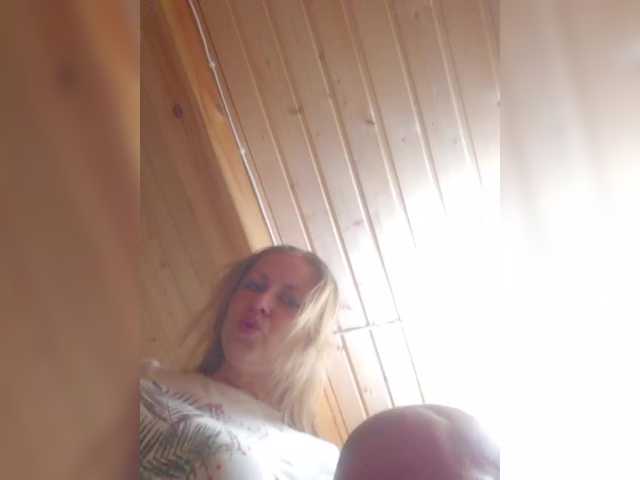 Chelsi16 live webcam show