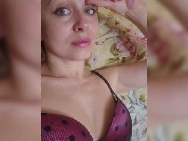 Chelsi16 live webcam show