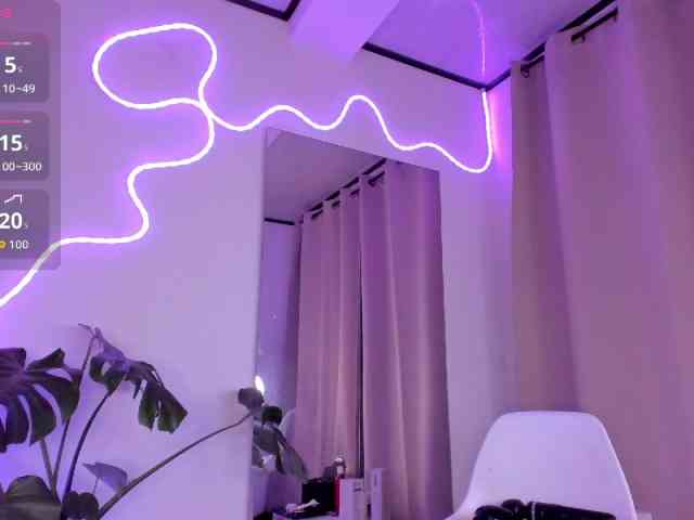 allison-alahia Sex Cam Show