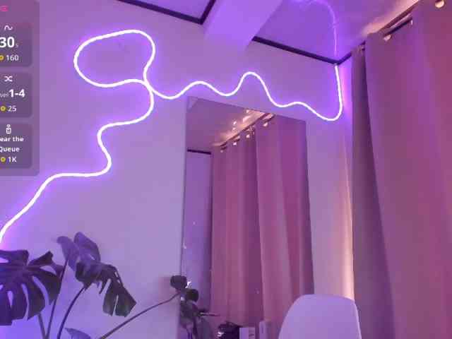 allison-alahia Sex Cam Show