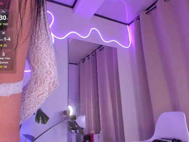 allison-alahia Sex Cam Show