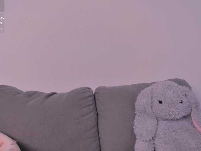 petite-paola live cam on BongaCams