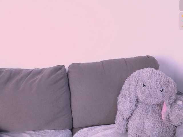 petite-paola live cam on BongaCams