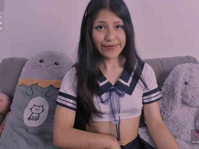petite-paola webcam