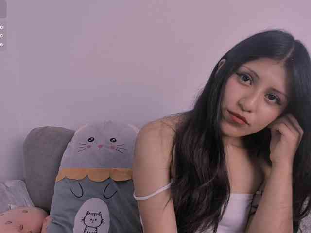 petite-paola