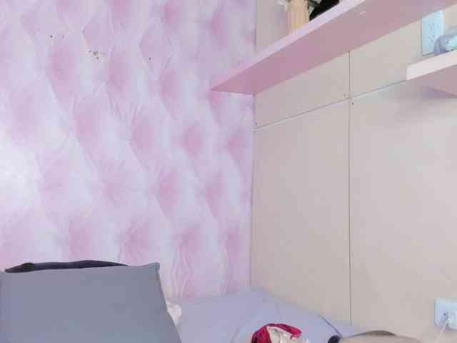 TaniaBellini webcam