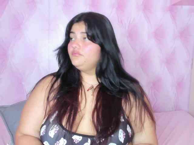 TaniaBellini webcam