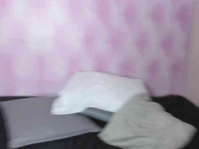 TaniaBellini webcam