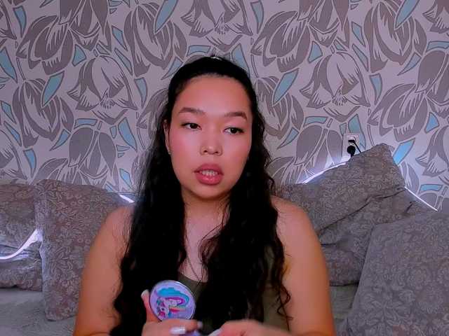 magiclee's BongaCams show and profile