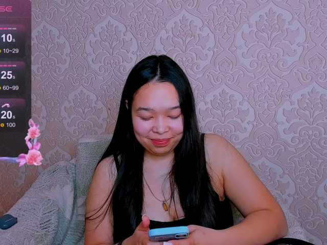 magiclee's BongaCams show and profile