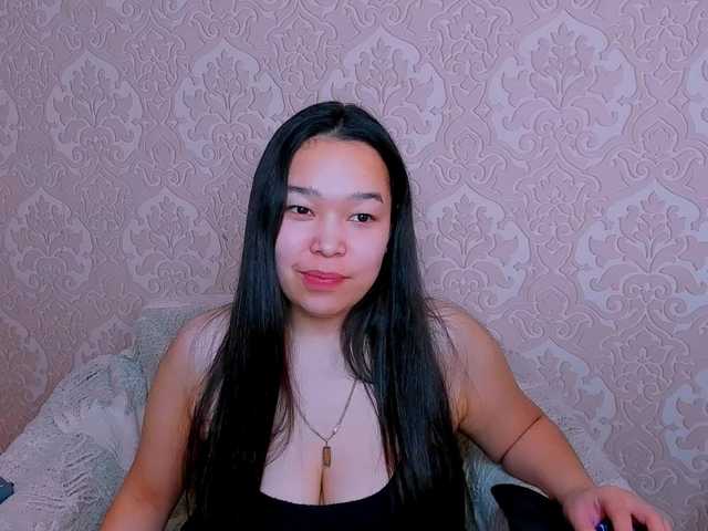 magiclee's BongaCams show and profile