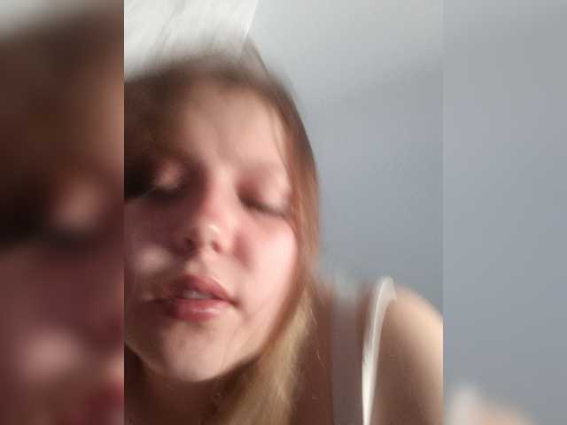 vaverika live cam on BongaCams