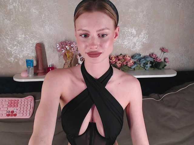 Linaaa live cam on BongaCams