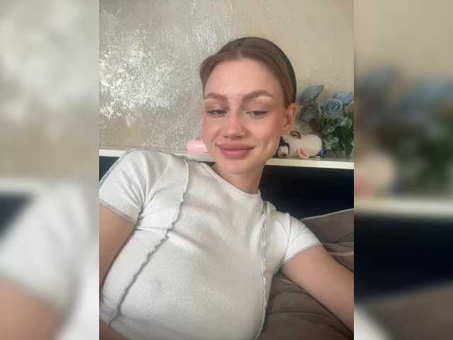 Linaaa live cam on BongaCams