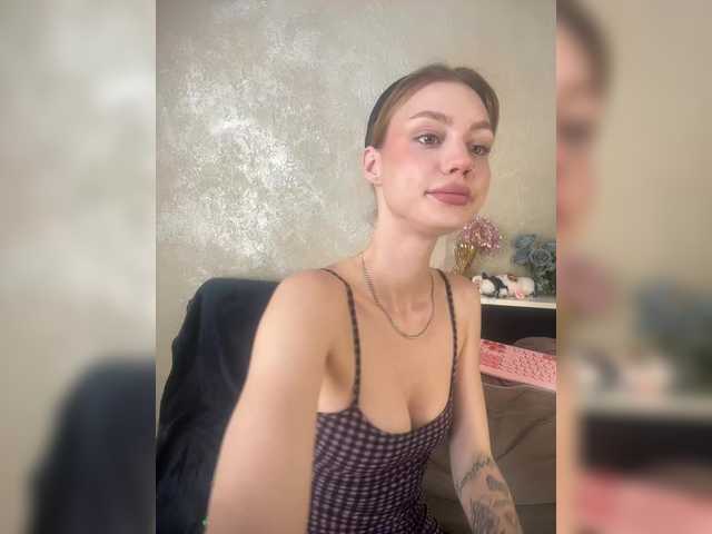 Linaaa live cam on BongaCams