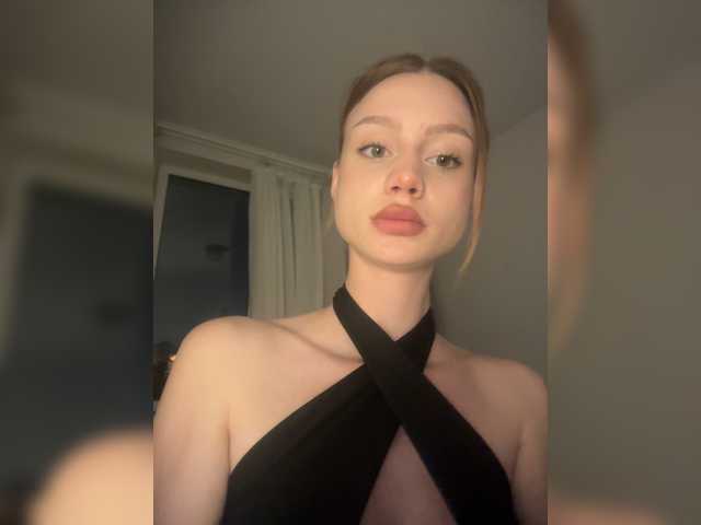 Linaaa live cam on BongaCams
