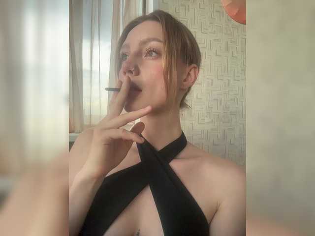 Linaaa live cam on BongaCams