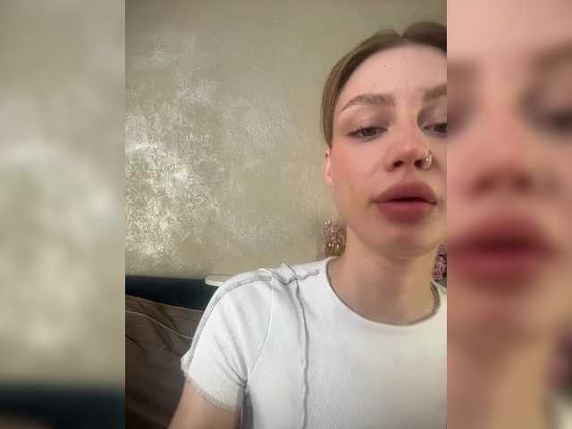 Linaaa live cam