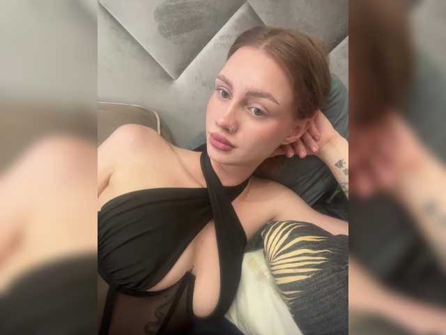 Linaaa live webcam show