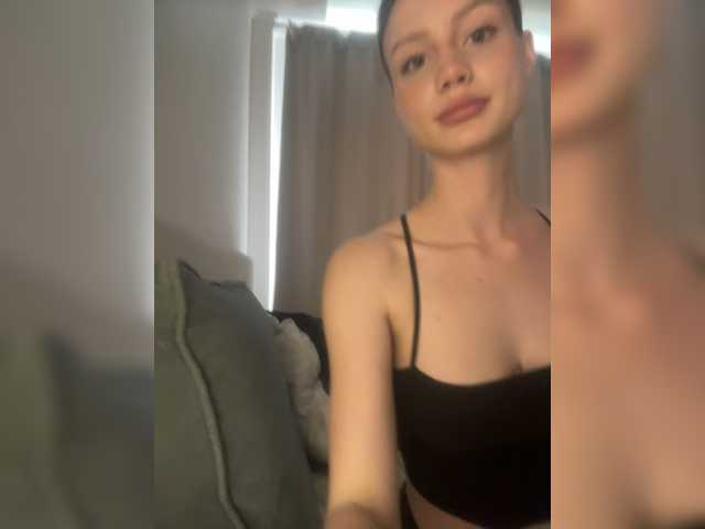 Linaaa live cam on BongaCams
