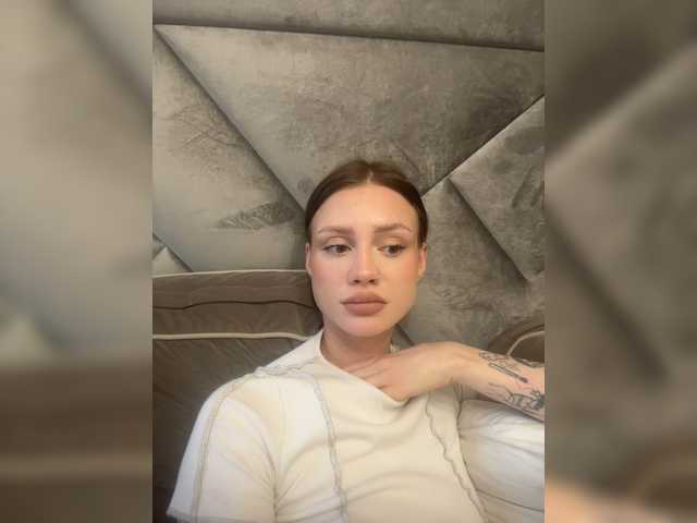 Linaaa live cam on BongaCams