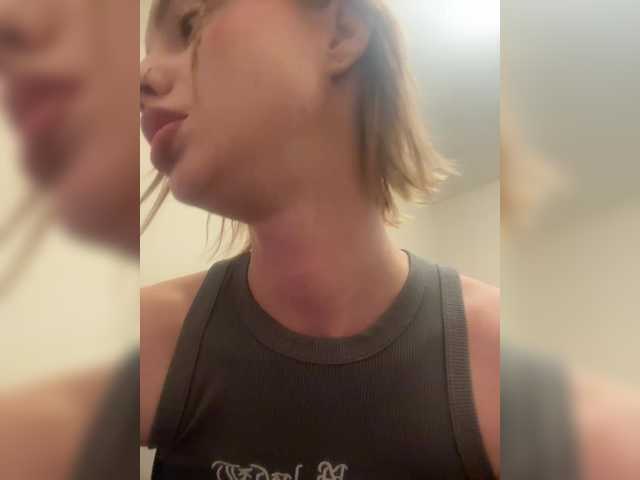 Linaaa live webcam show