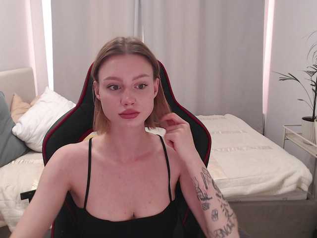 Linaaa live cam on BongaCams