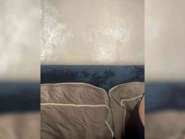 RealLinaaa webcam