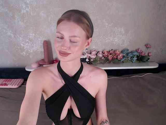 RealLinaaa webcam