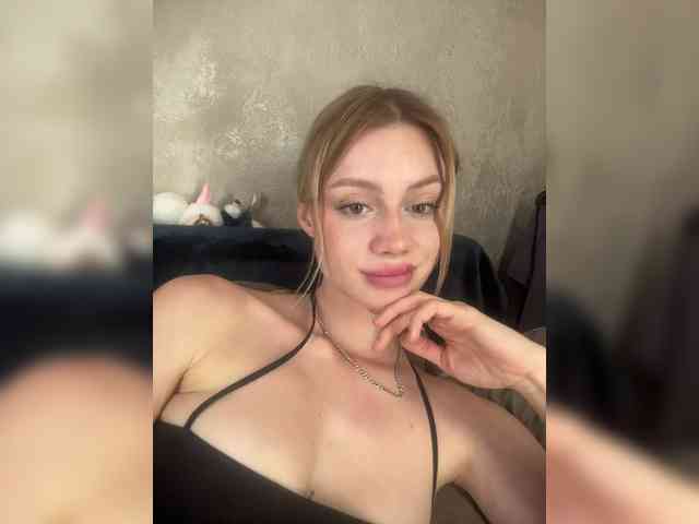 Модель: RealLinaaa