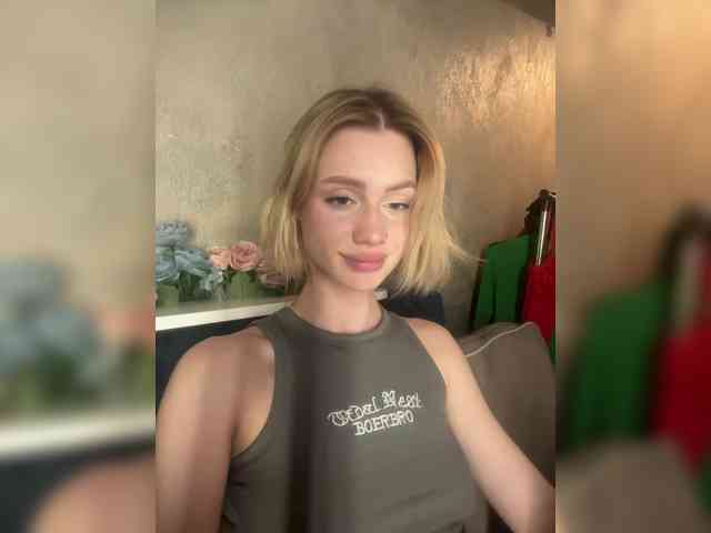 Модель: RealLinaaa