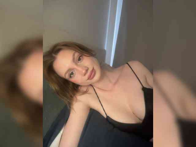 Model: RealLinaaa