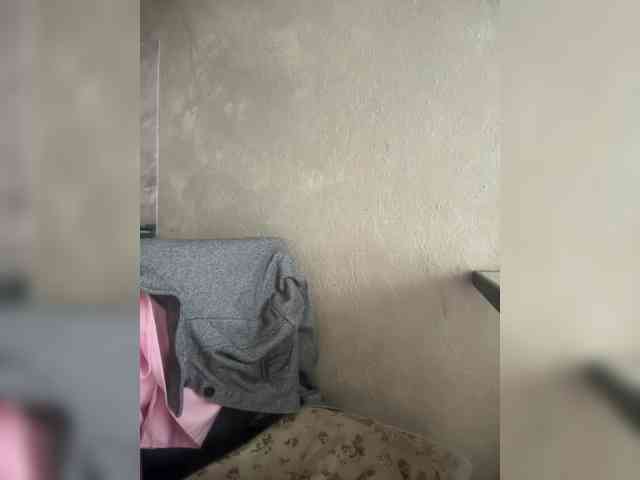 RealLinaaa webcam