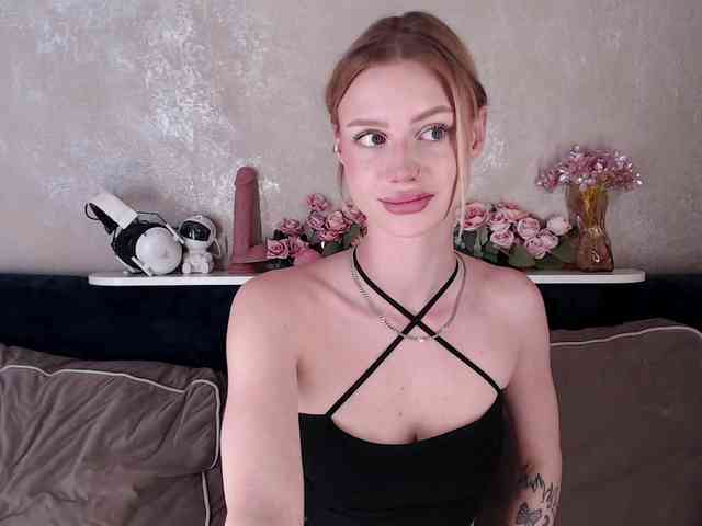 RealLinaaa webcam