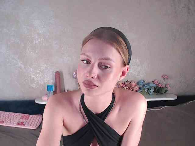 RealLinaaa webcam
