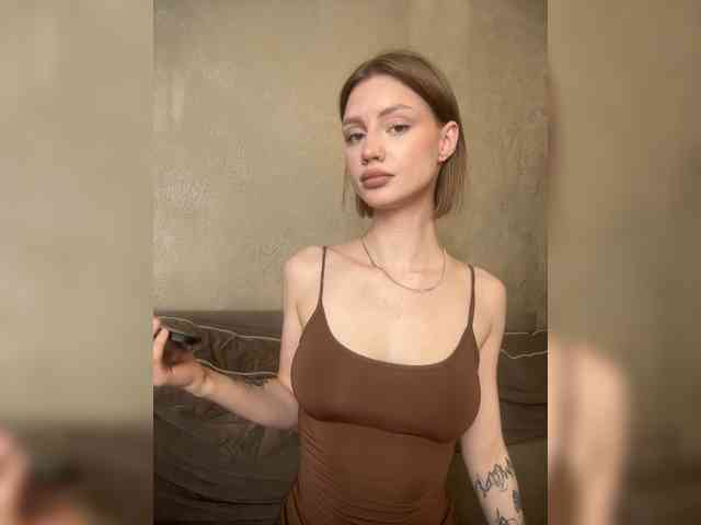 RealLinaaa webcam