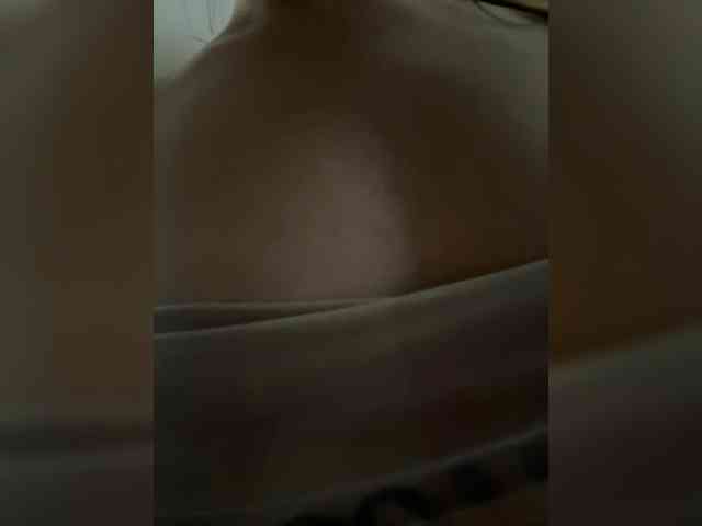 SLADKAAAl webcam