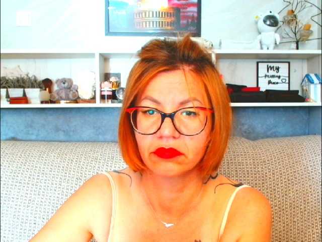 Natali3855 live cam on BongaCams