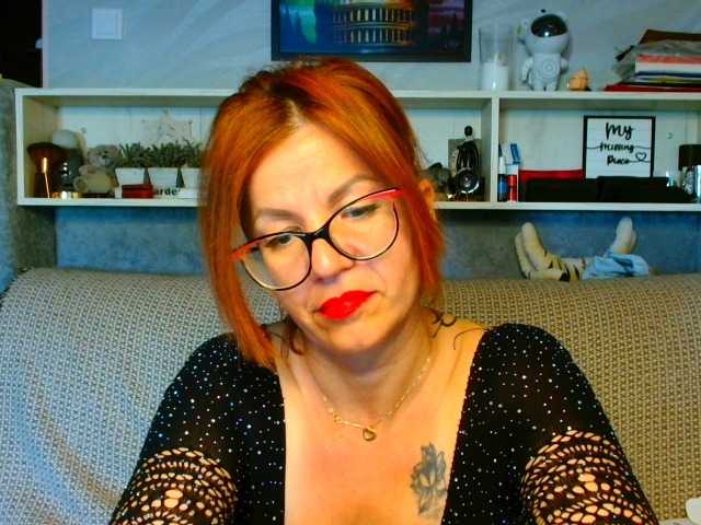 Natali3855 live cam on BongaCams