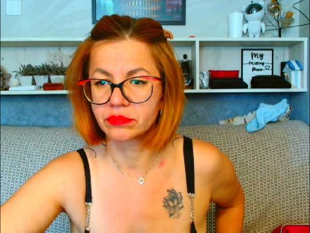 Natali3855 live cam on BongaCams
