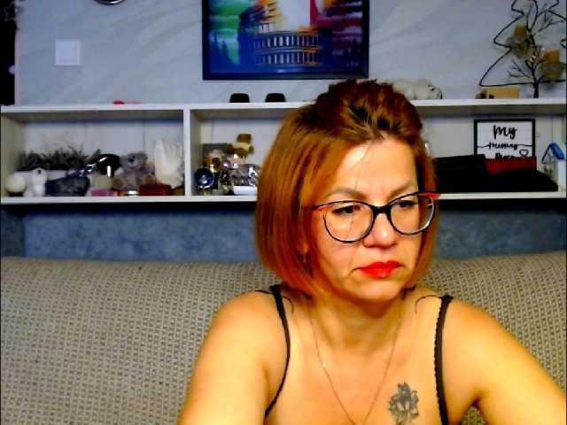 le modèle Natali3855 est en webcam porno dans un show sur le site bongacams, il possède les tags suivants: White/Caucasian,Redhead,Shaved