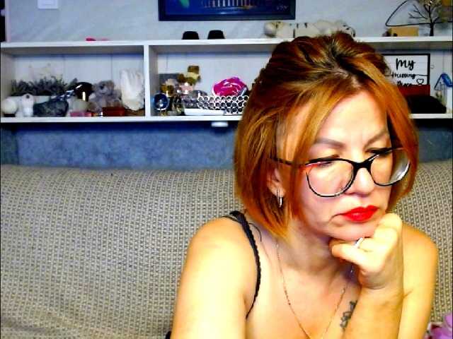 le modèle Natali3855 est en webcam porno dans un show sur le site bongacams, il possède les tags suivants: White/Caucasian,Redhead,Shaved